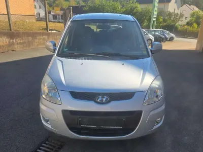 Gebraucht Hyundai Matrix Comfort 103 PS (75 kW) 2008 Silber Van / Kleinbus