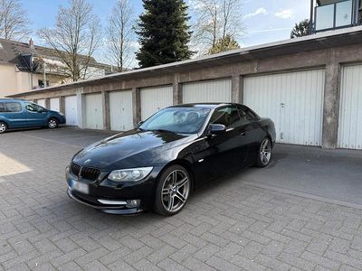 Gebraucht BMW 320 Cabriolet 184 PS (135 kW) 2011 Schwarz Cabrio