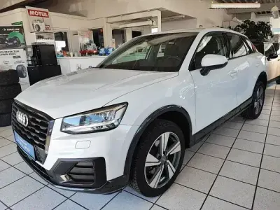 Gebraucht Audi Q2 Comfort 150 PS (110 kW) 2019 Weiß SUV