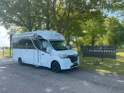 Nowe Renault Master 165 KM (121 kW) 2026 Biały Minivan