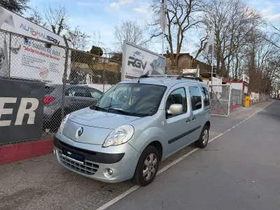 Gebraucht Renault Kangoo Happy Family 68 PS (50 kW) 2010 Grau Van / Kleinbus