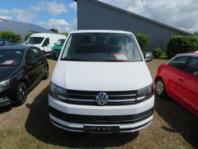 Gebraucht VW Multivan 150 PS (110 kW) 2018 Weiß Van / Kleinbus