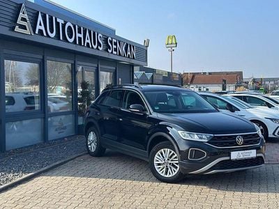 Second-hand VW T-Roc Life 150 CP (110 kW) 2022 Negru SUV