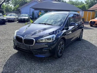 Gebraucht BMW 218 Sport Line 150 PS (110 kW) 2020 Blau Kombi