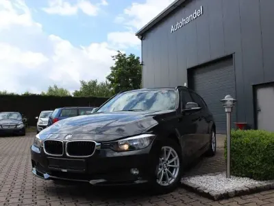 Gebraucht BMW 318 Sport Line 143 PS (105 kW) 2015 Schwarz Kombi