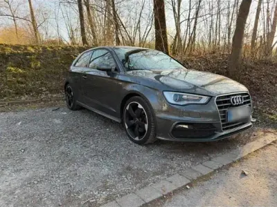 Gebraucht Audi A3 S-Line 180 PS (132 kW) 2013 Grau Kleinwagen