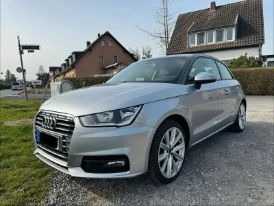Brugt Audi A1 Attraction 125 HK (91 kW) 2015 Sølv Hatchback