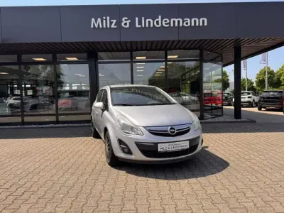 Gebraucht Opel Corsa Active 86 PS (63 kW) 2013 M2) (silber Kleinwagen