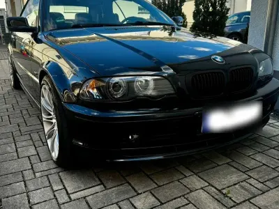 Gebraucht BMW 320 Cabriolet 170 PS (125 kW) 2001 Schwarz Cabrio