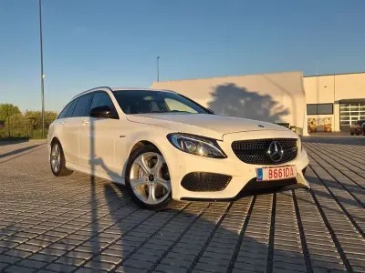 Gebraucht Mercedes C43 AMG AMG 367 PS (269 kW) 2017 Weiß Limousine