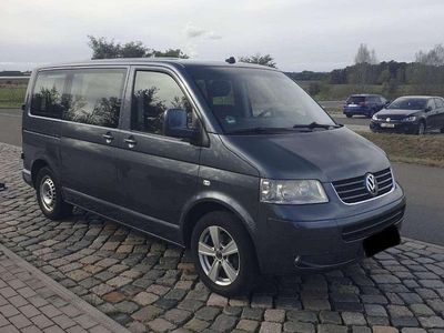 Grau Gebraucht 2006 VW T5 Van | 8.900 €