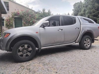 Mitsubishi L200
