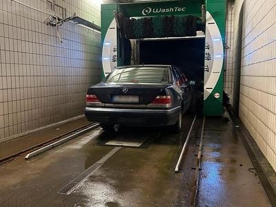 Gebraucht Mercedes S320 235 PS (172 kW) 1998 Blau Limousine