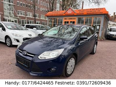 Gebraucht Ford Focus 105 PS (77 kW) 2014 Blau Kombi