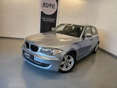 Gebraucht BMW 116 122 PS (89 kW) 2011 Blau Kleinwagen