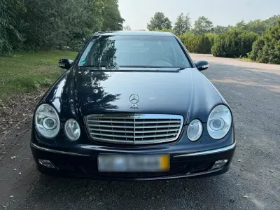 Gebraucht Mercedes E320 224 PS (164 kW) 2003 Blau Limousine