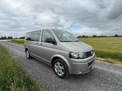 Gebraucht VW Multivan Startline 140 PS (102 kW) 2013 Grau Van / Kleinbus
