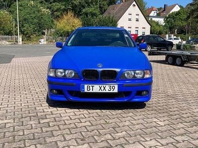 BMW 528