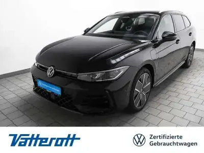 Begagnad VW Passat R-line 272 HK (200 kW) 2024 Svart Kombi