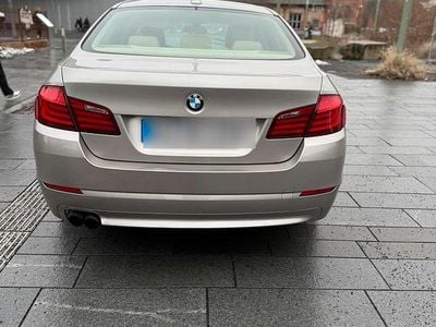 Gebraucht BMW 523 210 PS (154 kW) 2011 Beige Limousine
