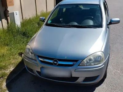 Brugt Opel Corsa 80 HK (58 kW) 2005 Grå Hatchback