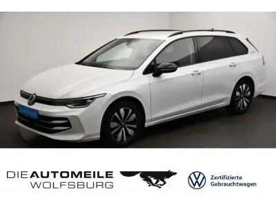 Begagnad VW Golf VIII Goal 150 HK (110 kW) 2025 Vit Kombi