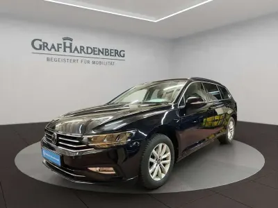 Gebraucht VW Passat Business 150 PS (110 kW) 2022 Schwarz Kombi