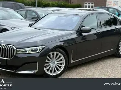 Gebraucht BMW 730 Shadowline 286 PS (210 kW) 2022 Grau Limousine