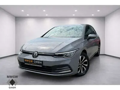 Gebraucht VW Golf VIII Active 150 PS (110 kW) 2022 Mondsteingrau Limousine