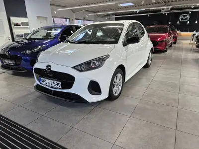 Gebraucht Mazda 2 Center-Line 116 PS (85 kW) 2025 Lunar white Limousine