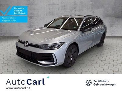 Gebraucht VW Passat R-line 177 PS (130 kW) 2024 Oyster silver metallic Kombi