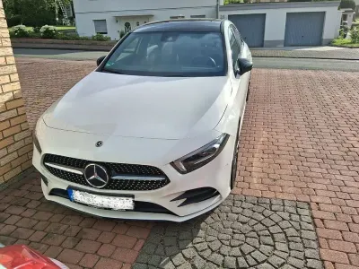 Gebraucht Mercedes A250 224 PS (164 kW) 2022 Weiß Limousine