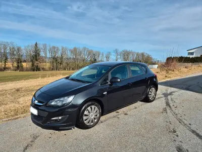 Gebraucht Opel Astra Energy 120 PS (88 kW) 2014 Schwarz Limousine