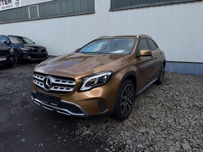 Gebraucht Mercedes GLA200 156 PS (114 kW) 2018 Beige SUV