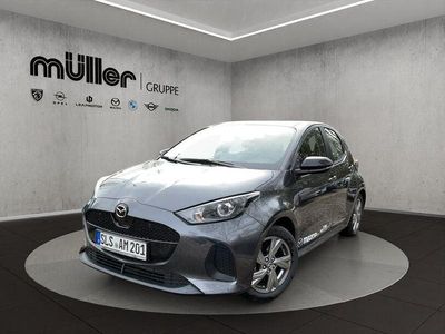 Neu Mazda 2 Exclusive 116 PS (85 kW) 2025 Grau Limousine