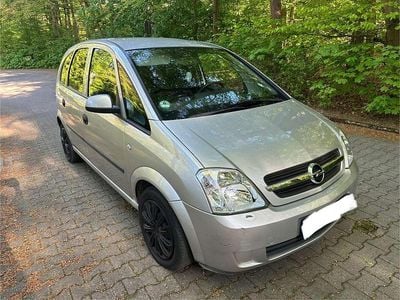 Usata Opel Meriva Essentia 87 CV (63 kW) 2005 Argento Monovolume
