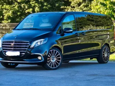 Gebraucht Mercedes Vito Business 163 PS (119 kW) 2024 Schwarz Van