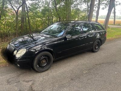 Mercedes E270