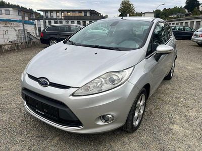 Gebraucht Ford Fiesta Titanium 82 PS (60 kW) 2011 Silber Kleinwagen