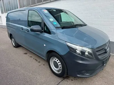 Gebraucht Mercedes Vito 102 PS (75 kW) 2021 Grau Van