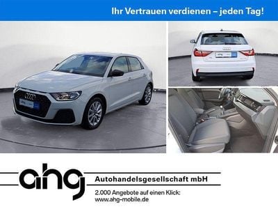 Weiß Gebraucht 2023 Audi A1 Sportback Comfort Kleinwagen | 20.930 € (Fairer Preis)