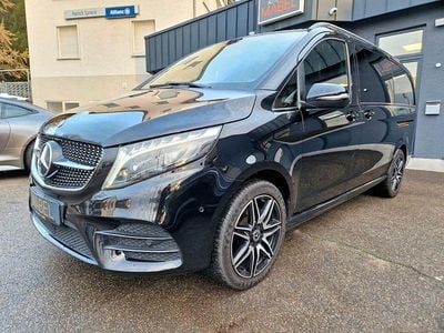Schwarz Gebraucht 2023 Mercedes V300 AMG line Van / Kleinbus | 49.770 € (Guter Preis)