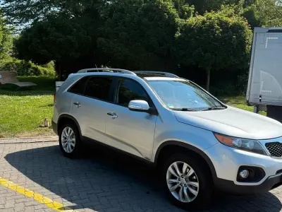 Gebraucht Kia Sorento 197 PS (144 kW) 2011 Grau SUV