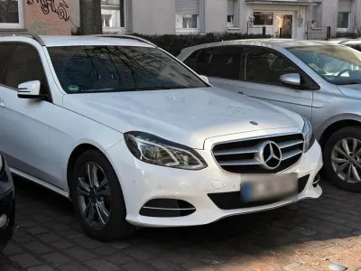 Gebraucht Mercedes 220 180 PS (132 kW) 2013 Weiß Kombi