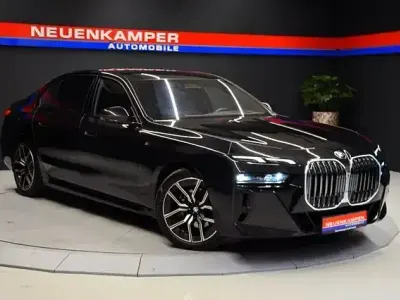 Gebraucht BMW 740 M Sport 286 PS (210 kW) 2024 Schwarz Limousine
