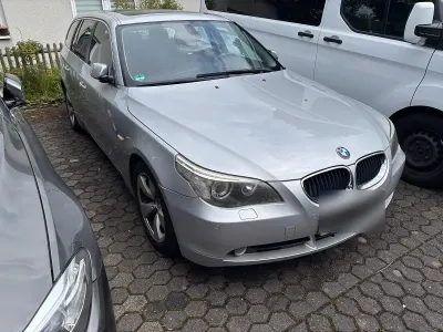 Gebraucht BMW 525 177 PS (130 kW) 2004 Silber Kombi