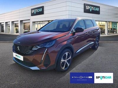 Braun Gebraucht 2023 Peugeot 5008 Allure Van / Kleinbus | 25.790 € (Guter Preis)