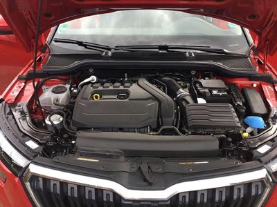 Gebraucht Skoda Kamiq Selection 150 PS (110 kW) 2022 Rot SUV