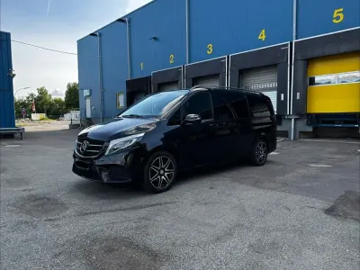 Gebraucht Mercedes V250 AMG line 190 PS (139 kW) 2018 Schwarz Van / Kleinbus