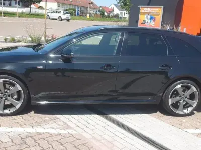Gebraucht Audi A4 Sport 218 PS (160 kW) 2017 Schwarz Kombi